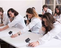Esercitazioni di schiascopia con occhi meccanici simulatori di schiascopia e schiascopi Heine