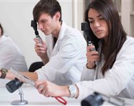  Esercitazioni di schiascopia con occhi meccanici simulatori di schiascopia stecche e schiascopi