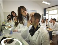 Esercitazioni di applicazione di lenti a contatto